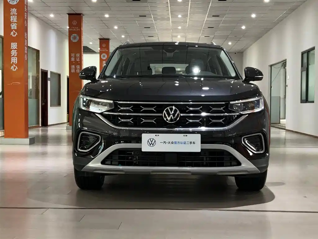 VOLKSWAGEN TAYRON 2023