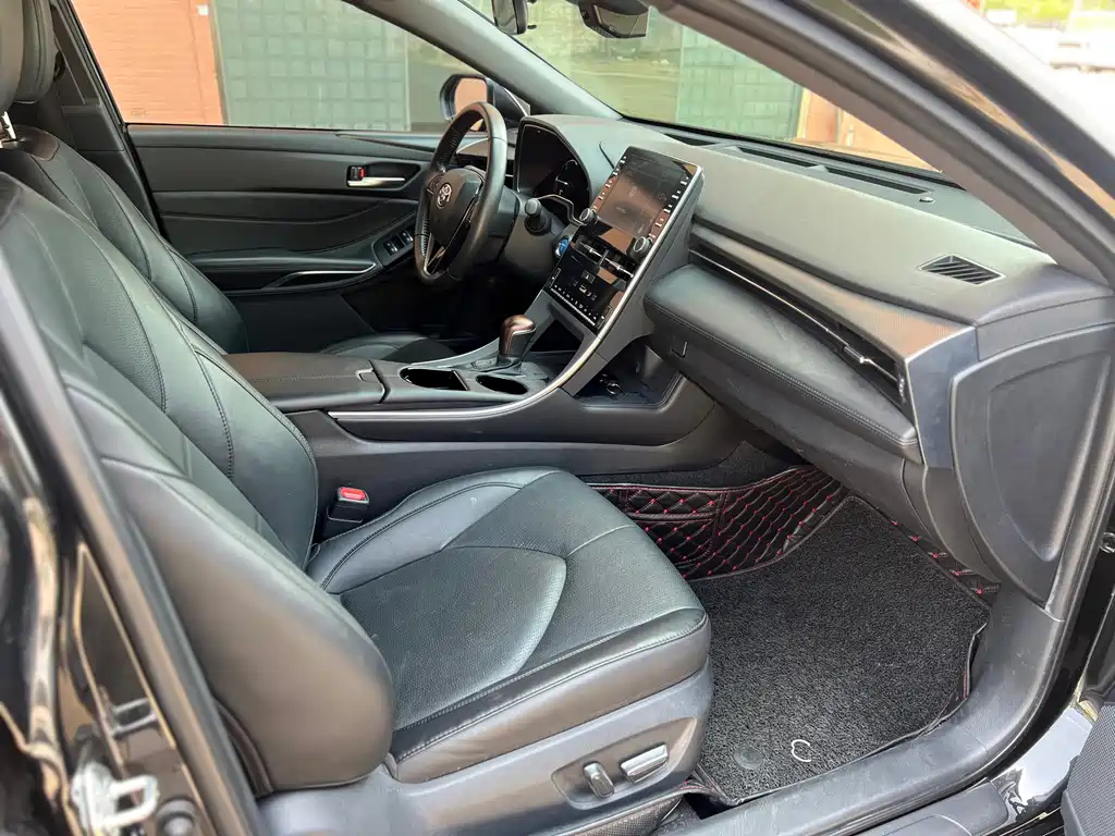 TOYOTA AVALON 2021