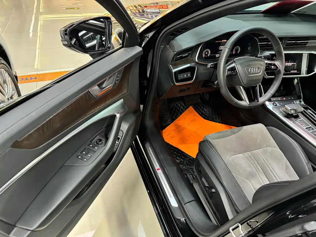 AUDI A6L 2021