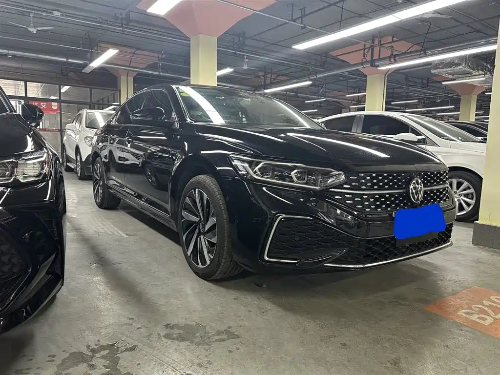 VOLKSWAGEN PASSAT 2021