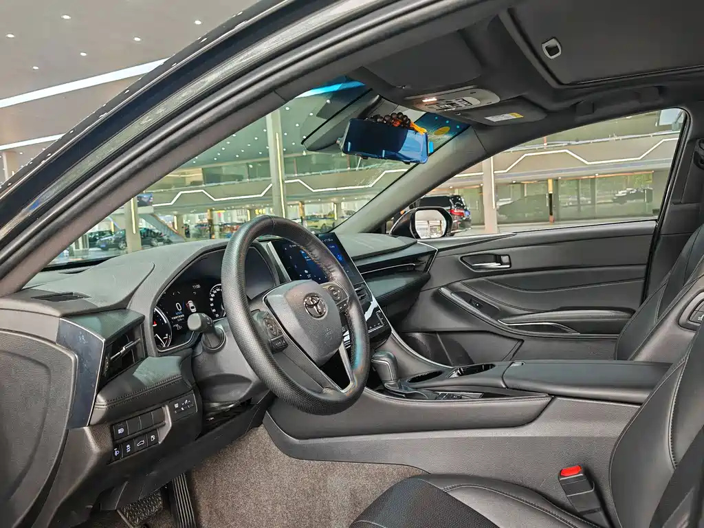 TOYOTA AVALON 2022