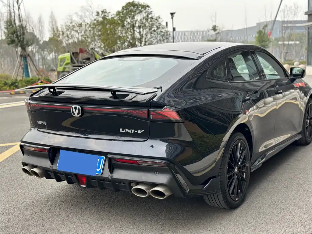 CHANGAN UNI-V 2023