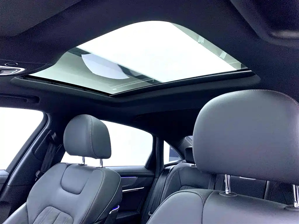 AUDI A6L 2023