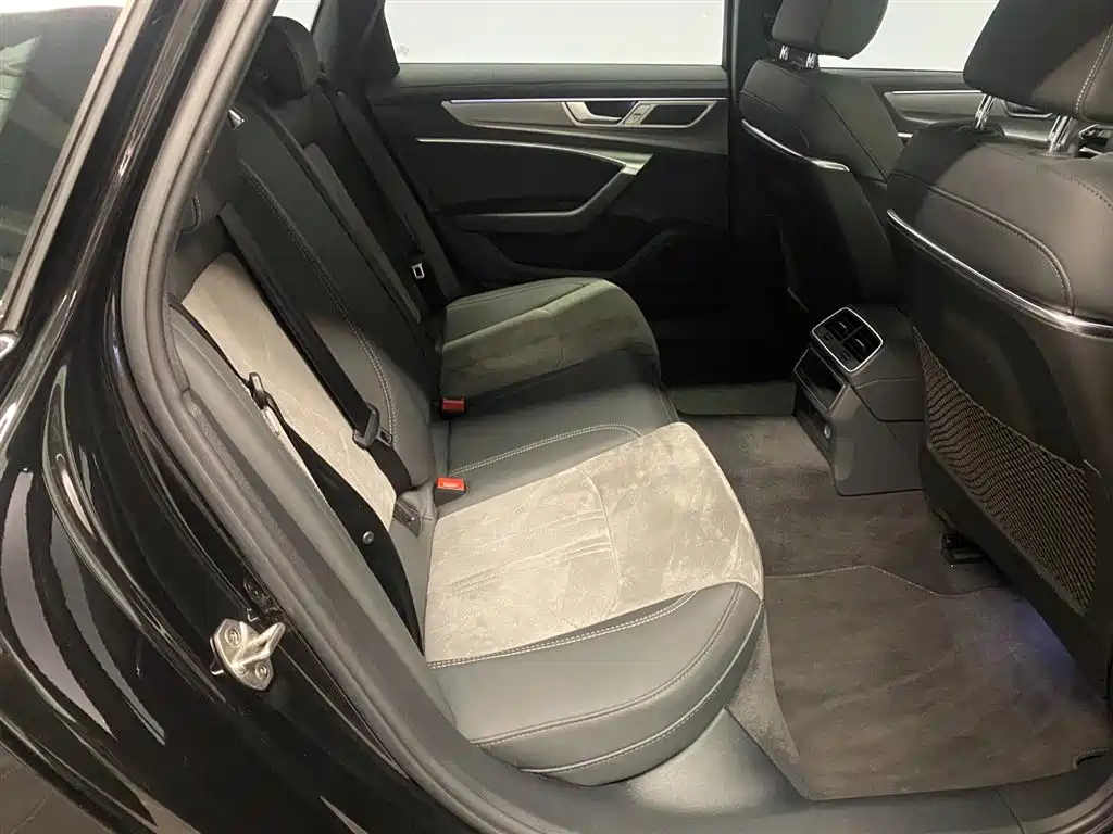 AUDI A6L 2023
