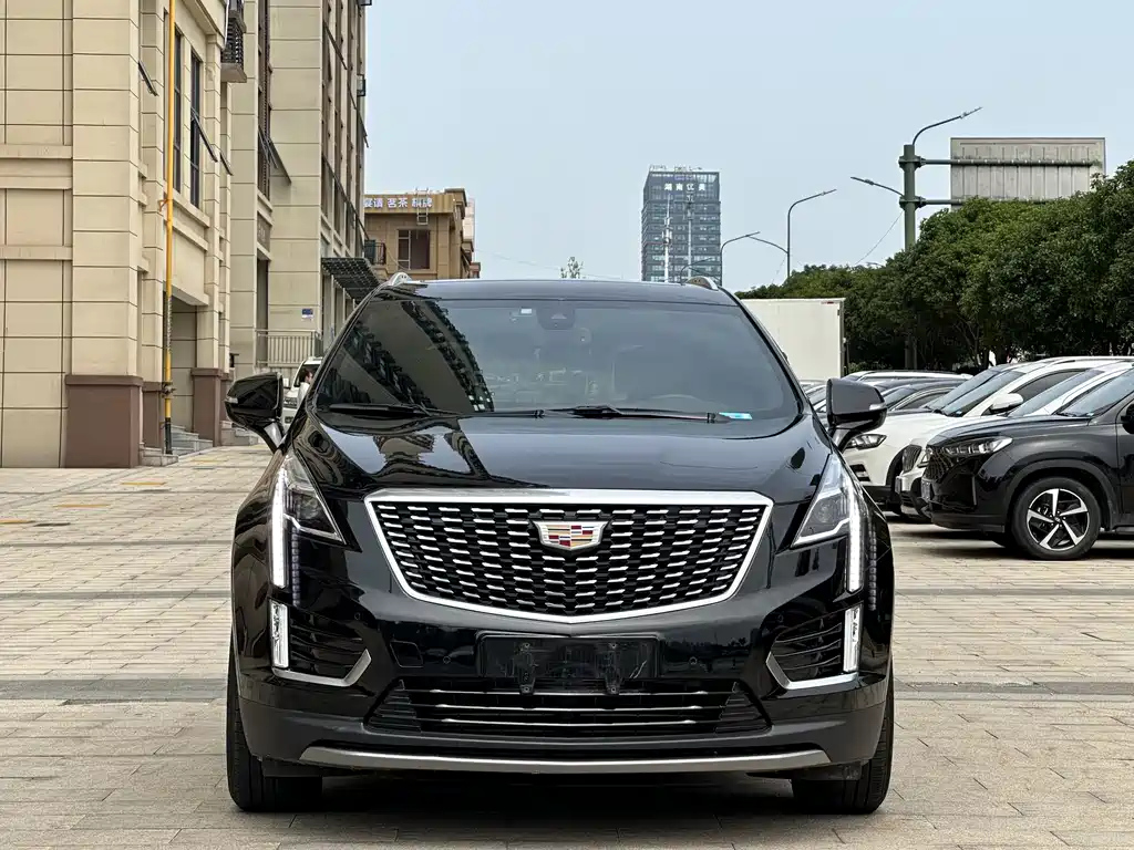 CADILLAC XT5 2021