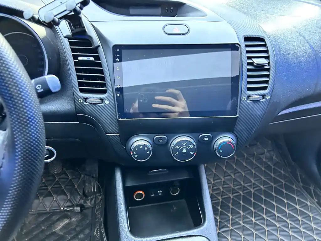 KIA K3 2013