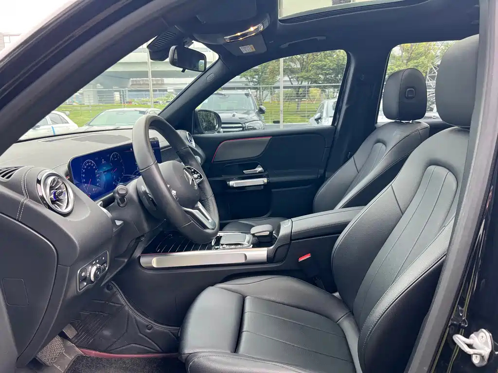 MERCEDES BENZ GLB 2022