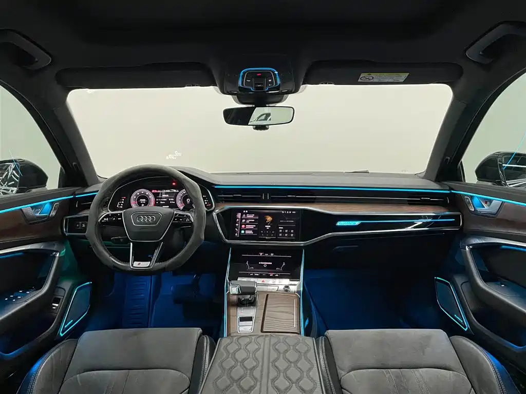 AUDI A6L 2021