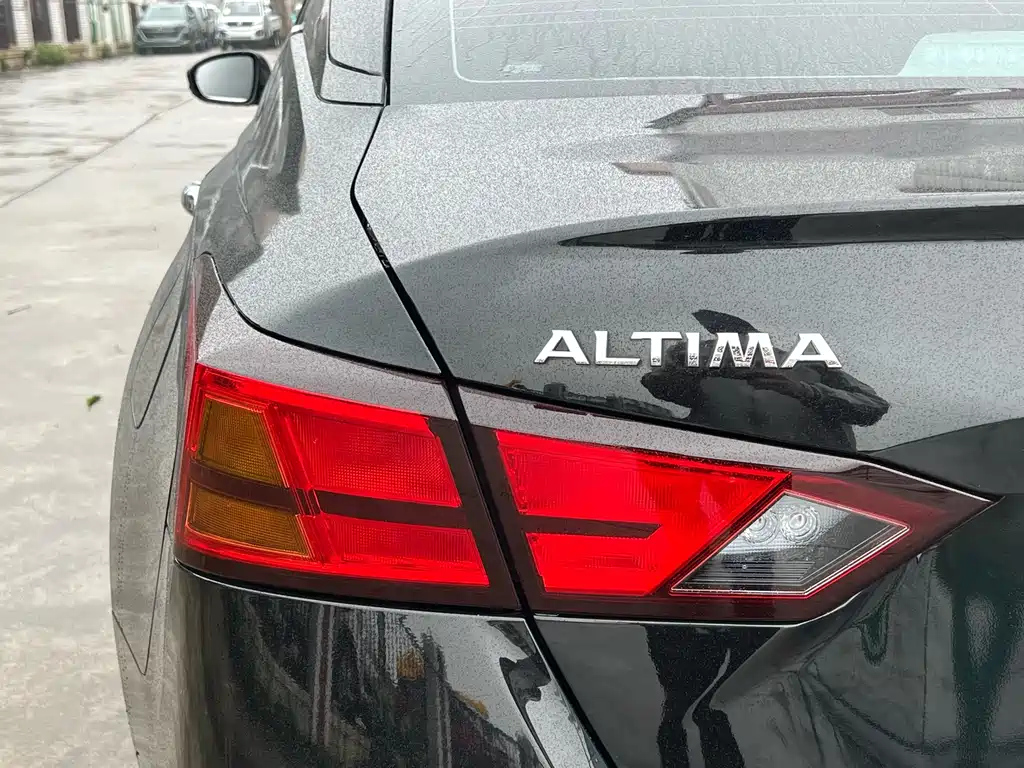 NISSAN TEANA 2021
