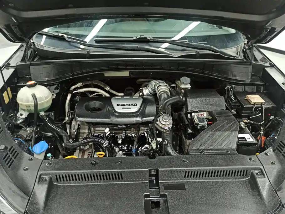 HYUNDAI TUCSON 2016