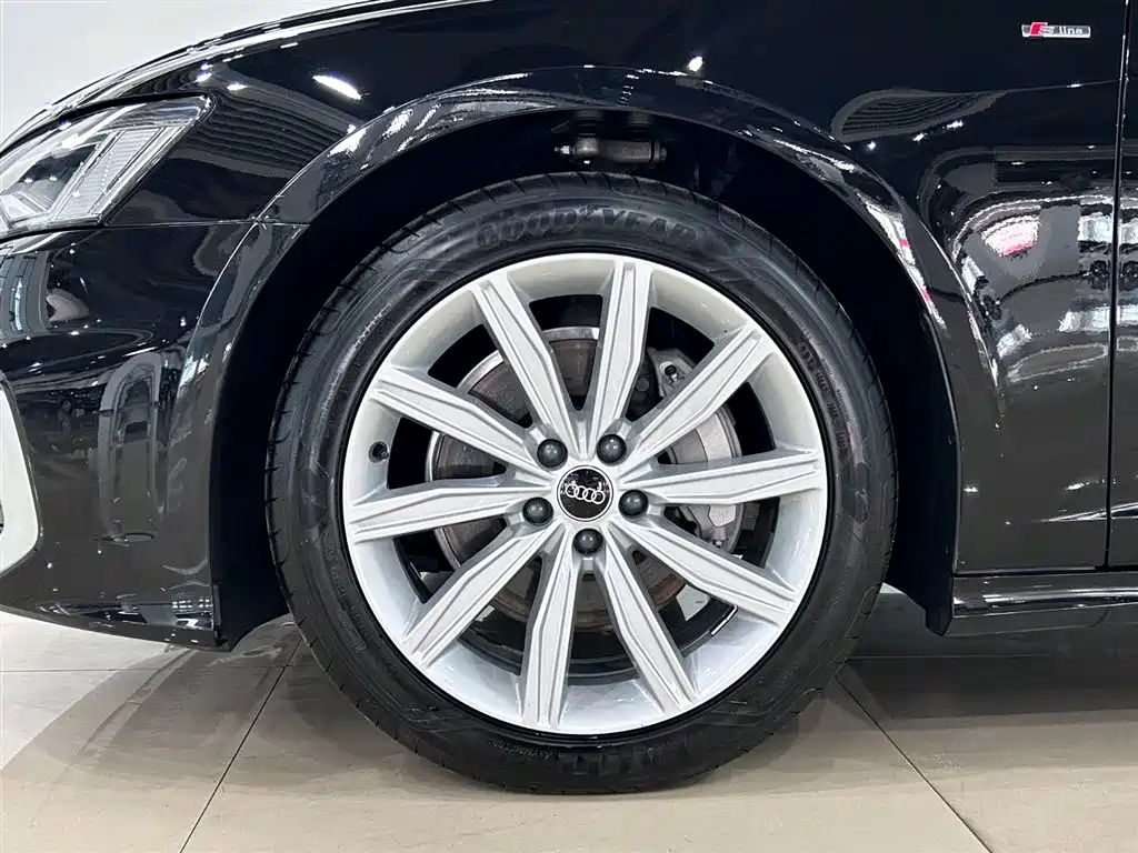 AUDI A6L 2023
