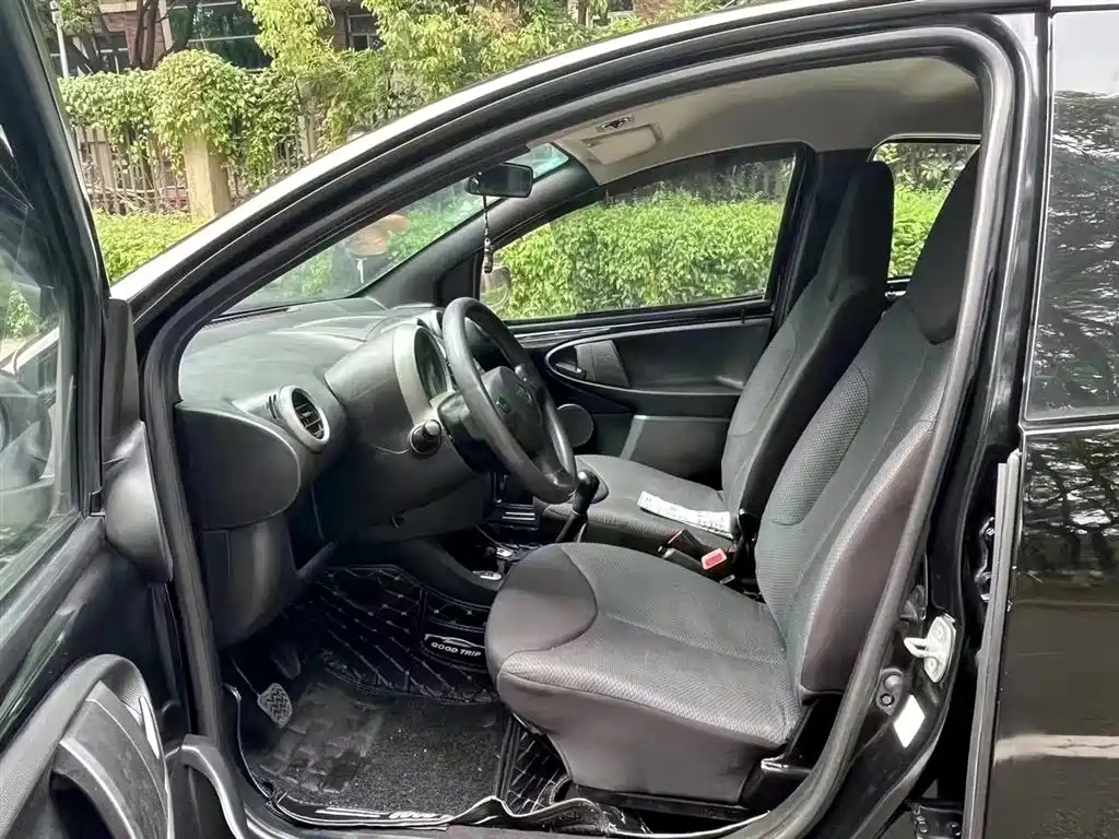 BYD F0 2013