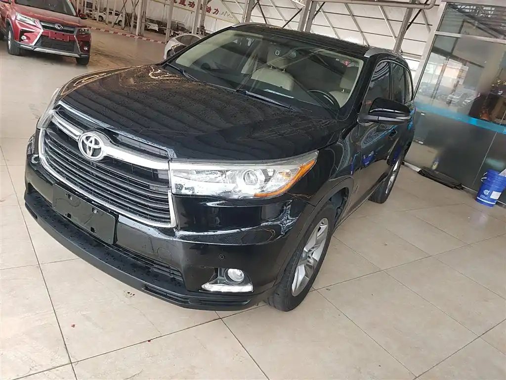 TOYOTA HIGHLANDER 2017