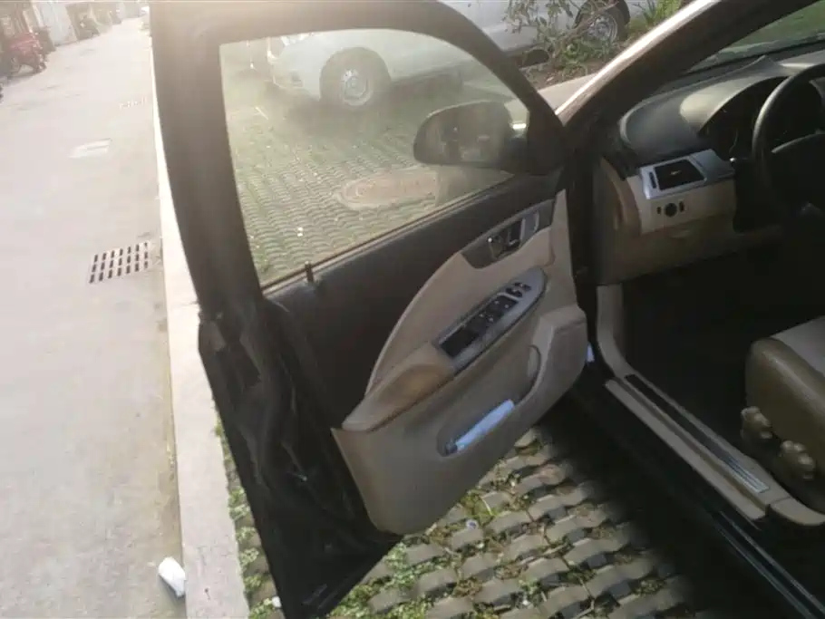 BUICK EXCELLE 2013