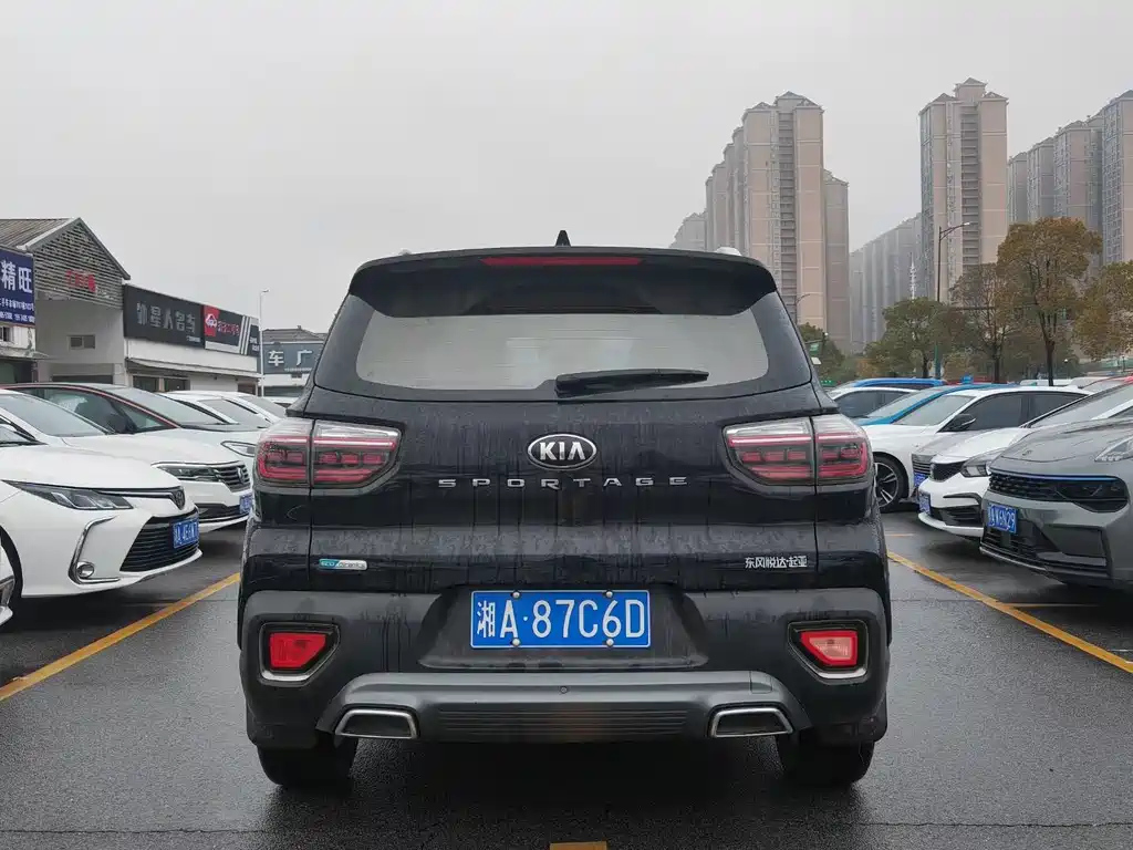 KIA SPORTAGE 2021