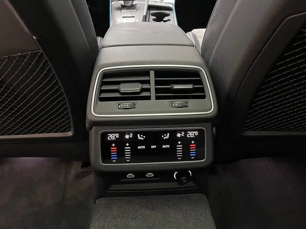 AUDI A6L 2022