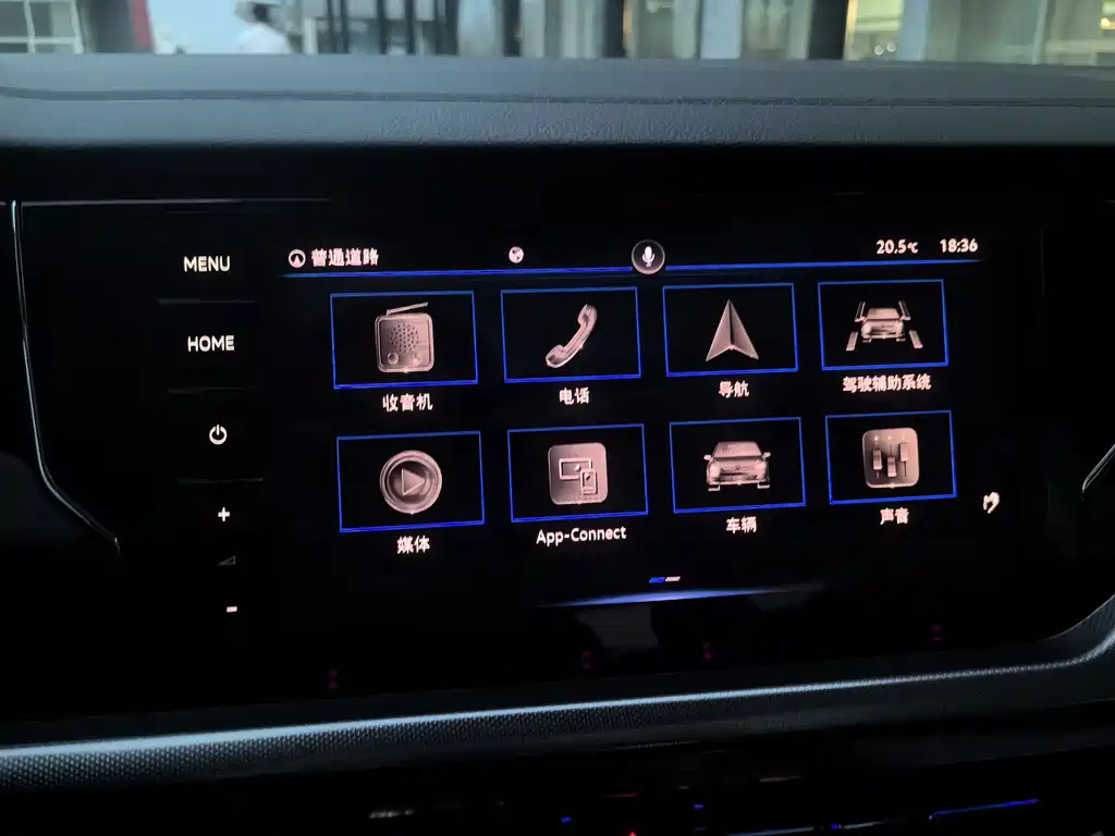 VOLKSWAGEN PASSAT 2022