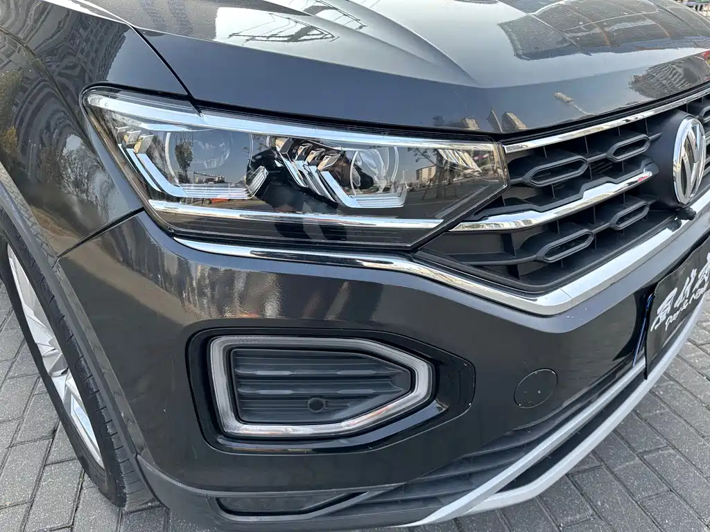 VOLKSWAGEN TAYRON 2020