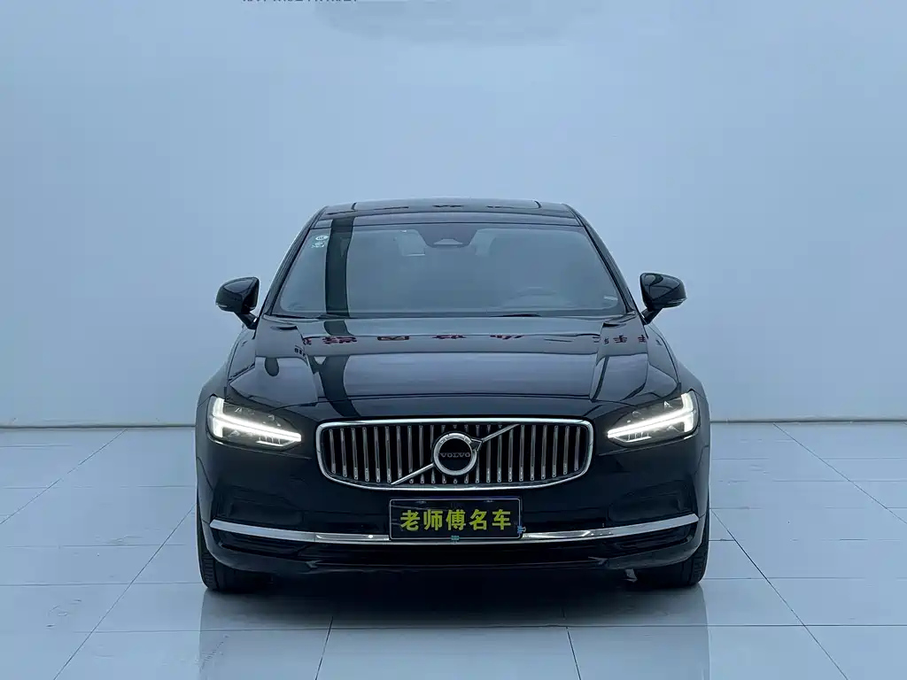 VOLVO S90 2022