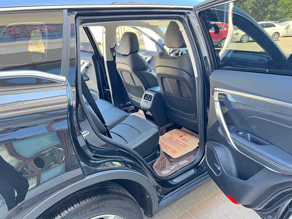 GEELY AUTO BOYUE 2021
