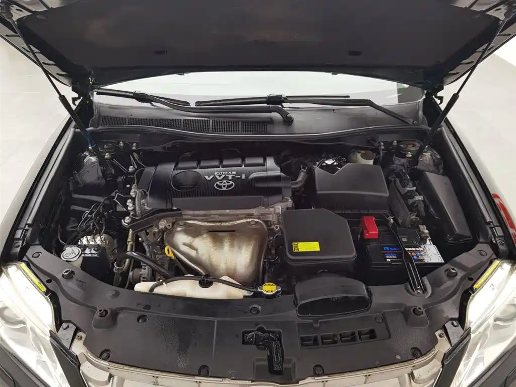 TOYOTA CAMRY 2013