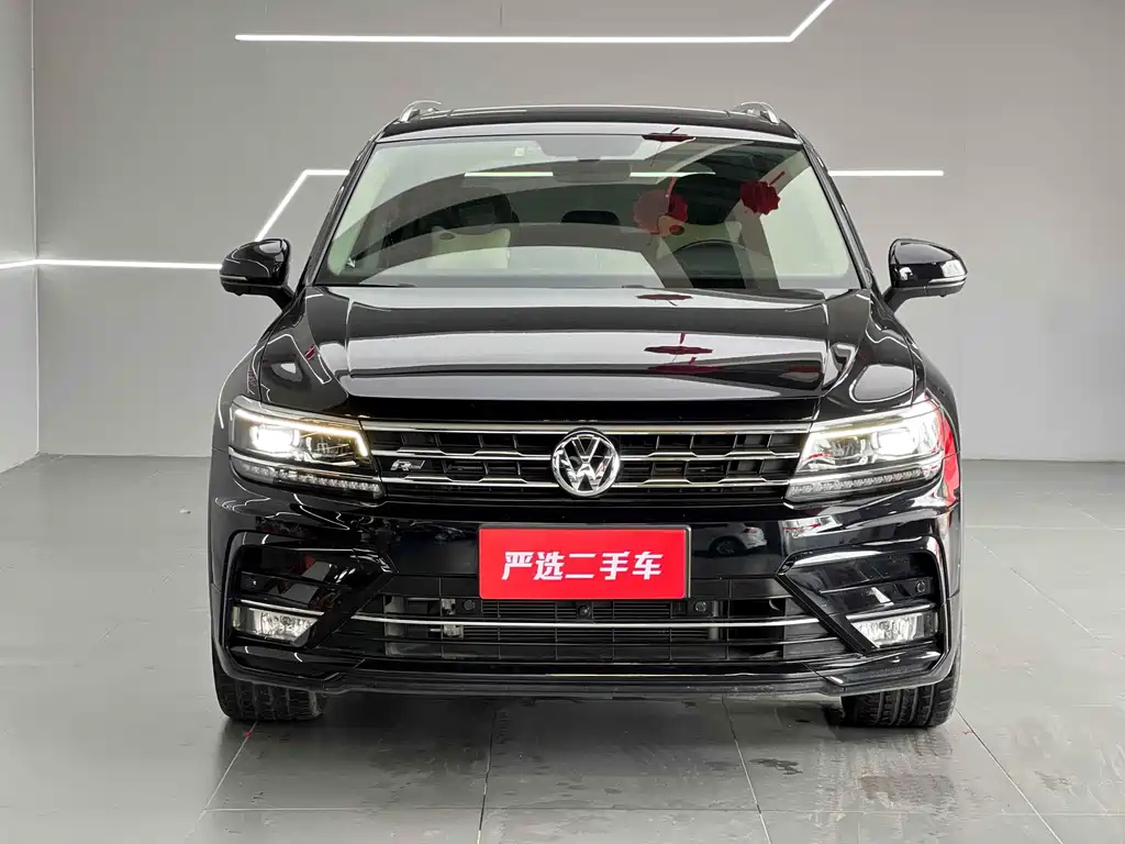 VOLKSWAGEN TIGUAN L 2019