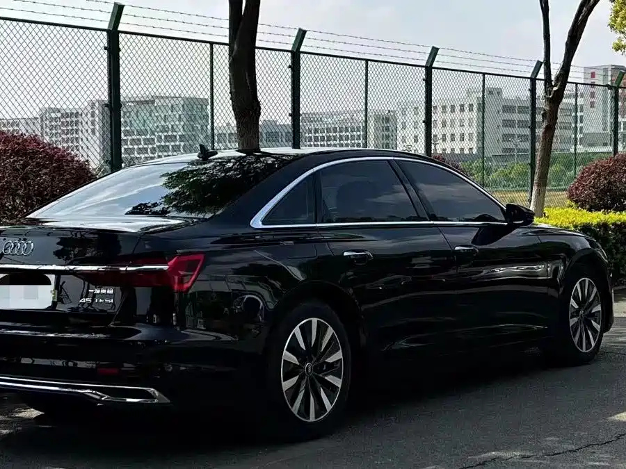 AUDI A6L 2023