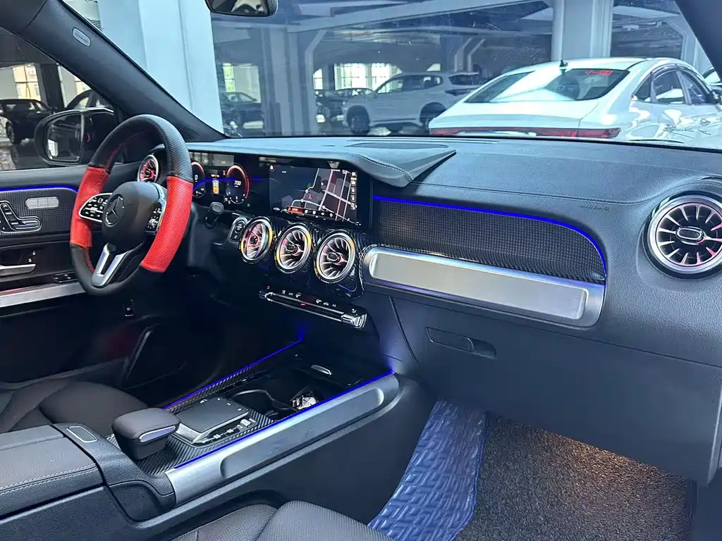 MERCEDES BENZ GLB 2022