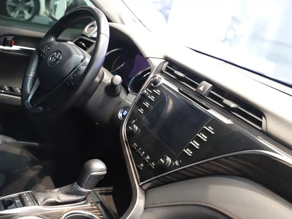 TOYOTA CAMRY 2018