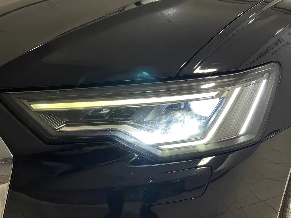 AUDI A6L 2020