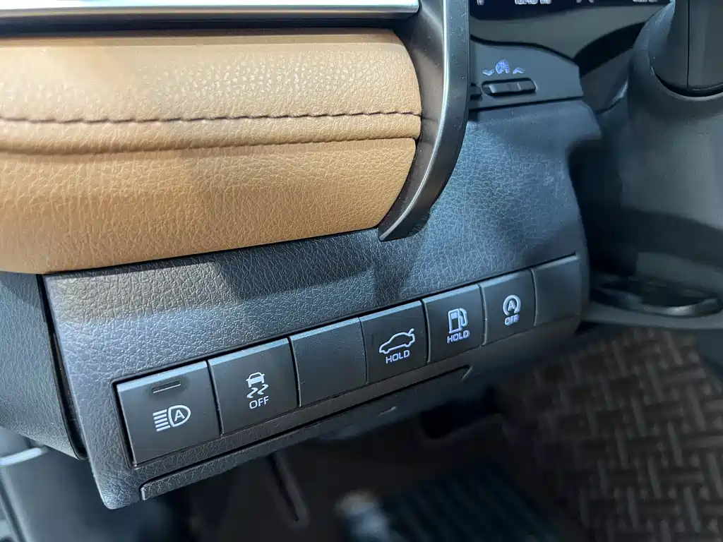 TOYOTA CAMRY 2022