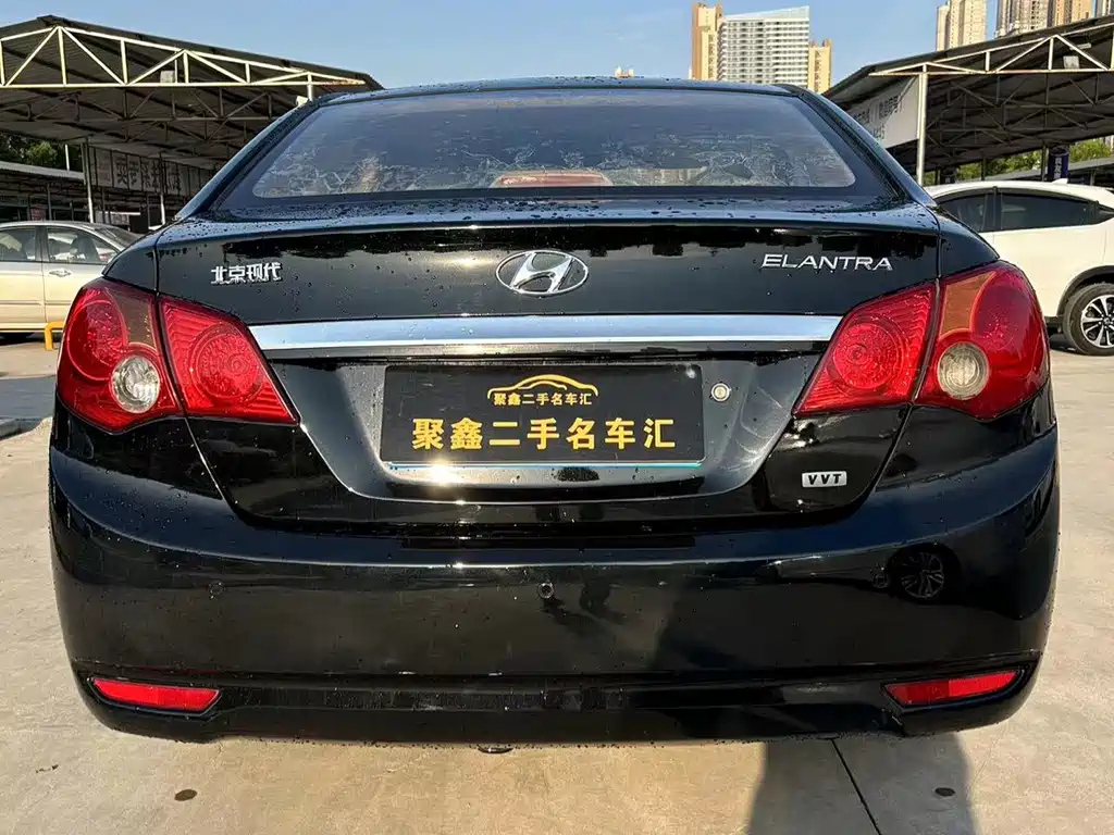 HYUNDAI CELESTA 2010