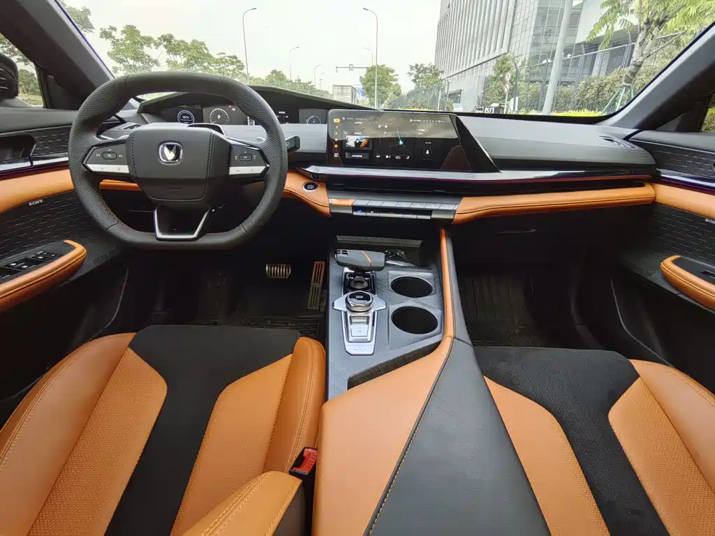 CHANGAN UNI-V 2023