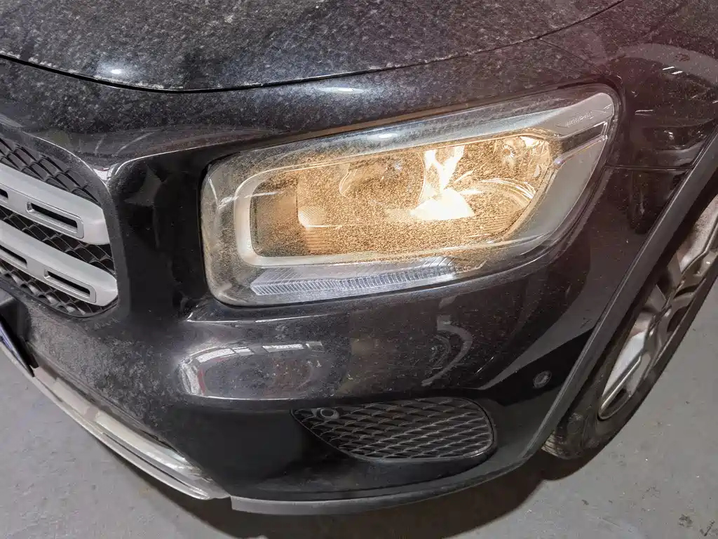 MERCEDES BENZ GLB 2021
