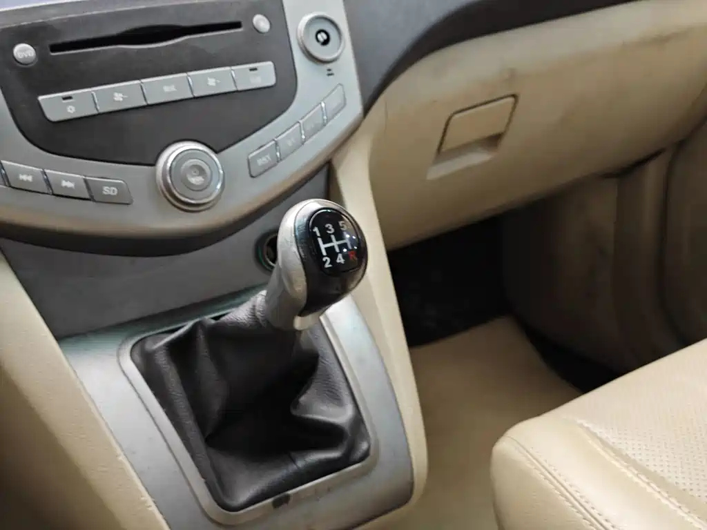 BYD S6 2013