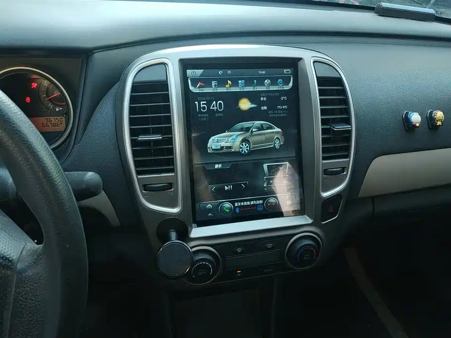 NISSAN SYLPHY 2018