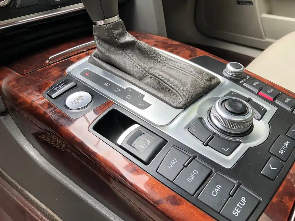 AUDI A6L 2011