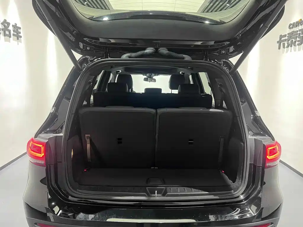 MERCEDES BENZ GLB 2022