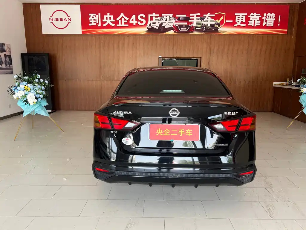 NISSAN TEANA 2021