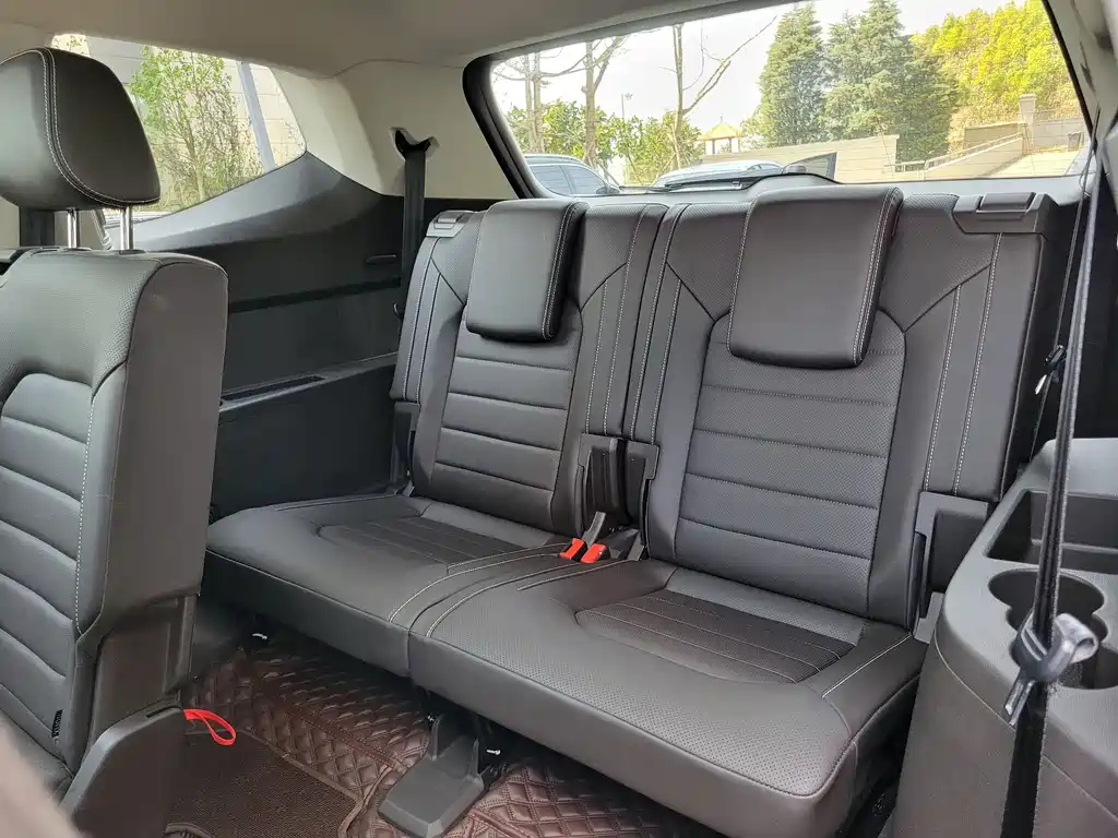 VOLKSWAGEN TOURAN 2020