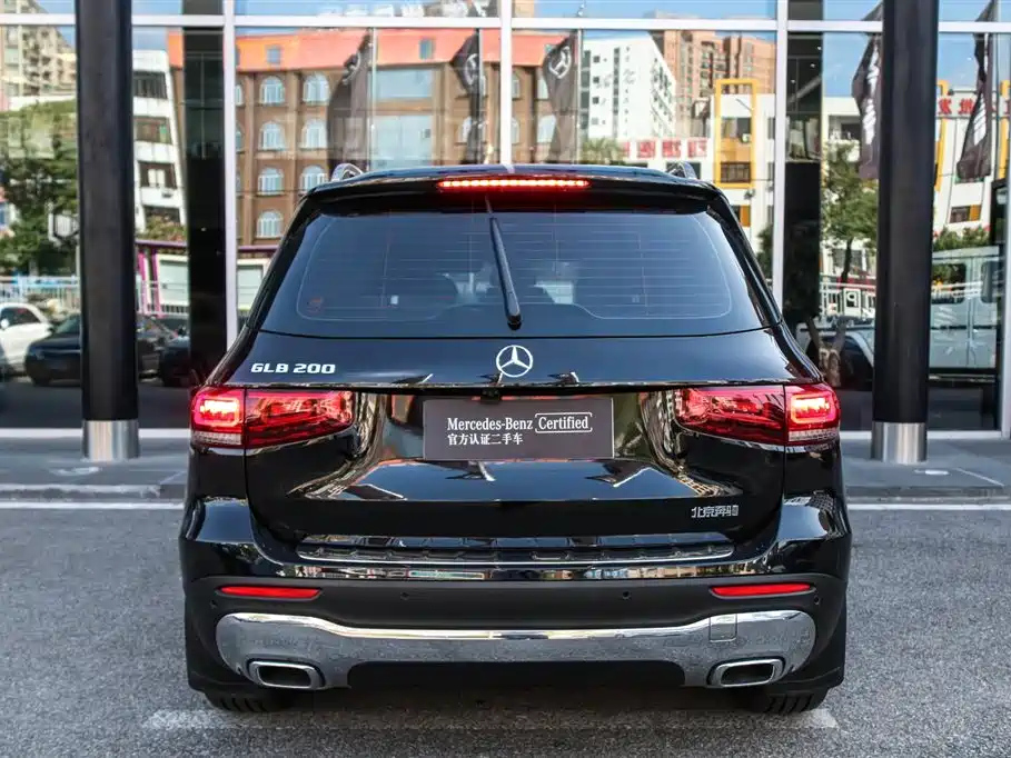 MERCEDES BENZ GLB 2021