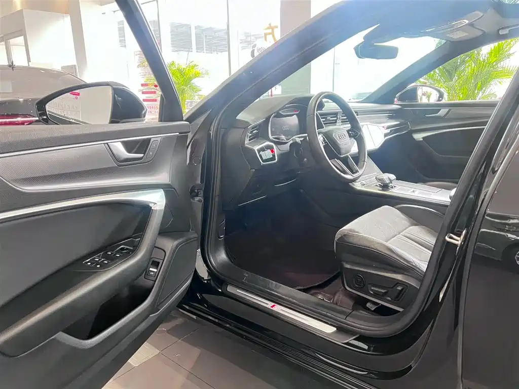 AUDI A6L 2021