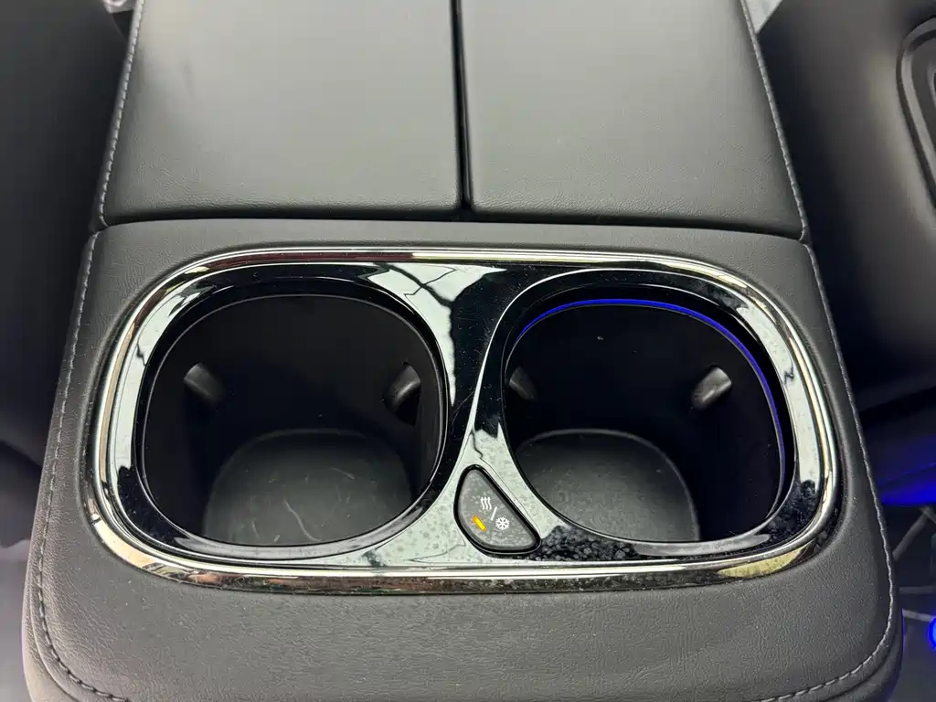 TRUMPCHI M8 2023