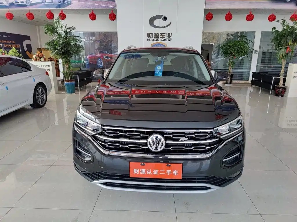 VOLKSWAGEN TAYRON 2021