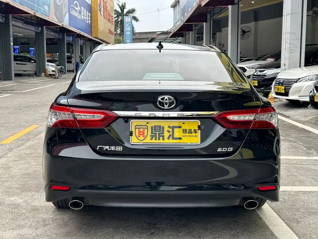 TOYOTA CAMRY 2023