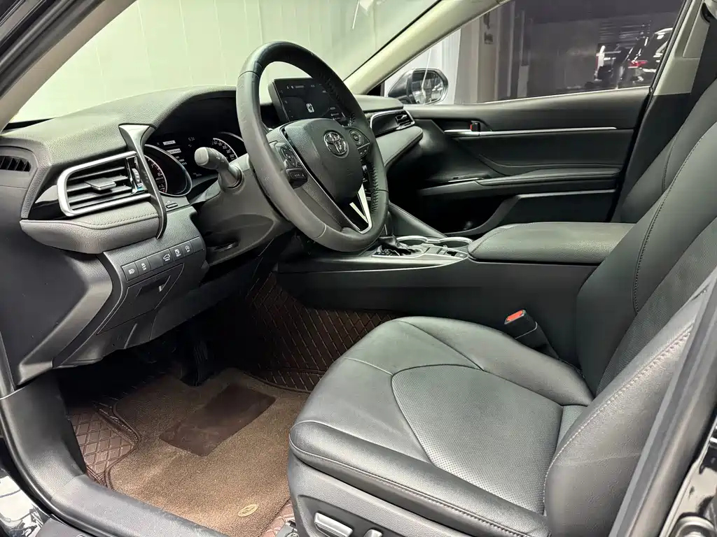 TOYOTA CAMRY 2022
