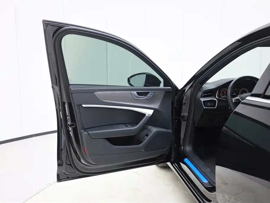 AUDI A6L 2023