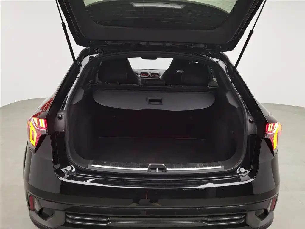 LYNK&CO 02 HATCHBACK 2022