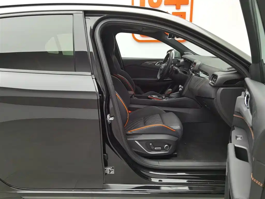 LYNK&CO 02 HATCHBACK 2022