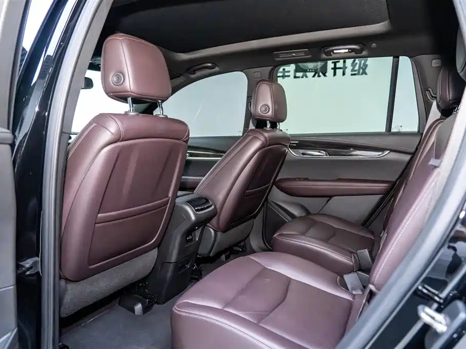 CADILLAC XT6 2021
